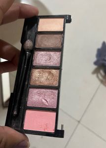 Nude Eyeshadow Pallette