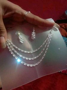 Ad Stone necklace set