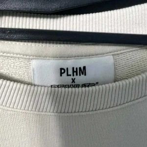 Penuts brand orignal Charlie Brown Graphic Tee