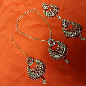 Red &amp; Gold Jewelry Set
