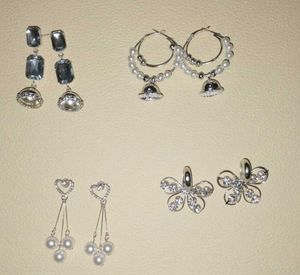 4 pairs of Earring Bundle