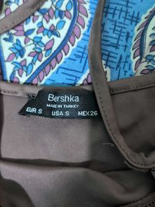 Berksha Off Duty Top