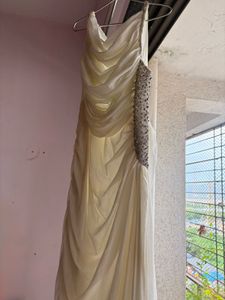 Gown/Dress