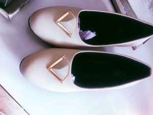Vintage Beige Heels