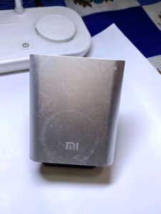 Mi (Xiaomi) 10000mAh Portable Power Bank – Silver