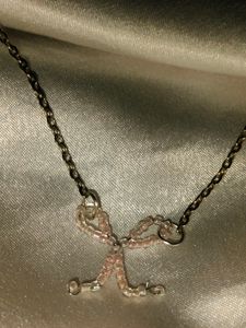 Bow Necklace