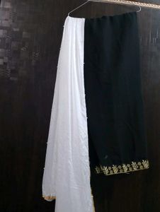 Elegant Black &amp; Gold Embroidered Kurti