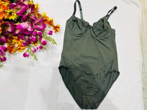🇳🇿💫🔥 Imported Lace Trim Bodysuit