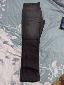 Stylish Black Jeans