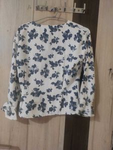 Two Piece Western Top Very Pretty And Beautiful.