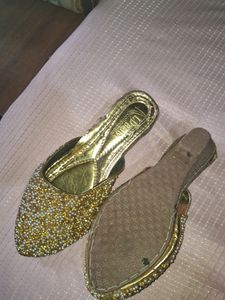 Gold Dimond  Footwear Haf Mojdi