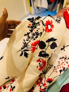 KOREAN BRAND FIT N FLARE DRESS IN M