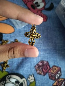 Pack Of 7 Gold Cross Charms