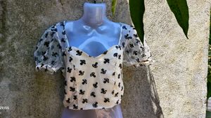 CUTE CROP TOP