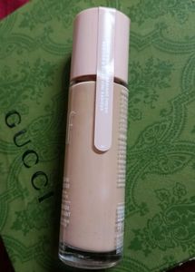 e.l.f. Halo Glow Filter (Shade- 1 Fair)
