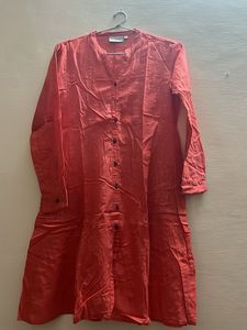Cotton Kurta With 2 Pockets And Button In Front