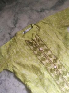 Green Embroidered Kurta