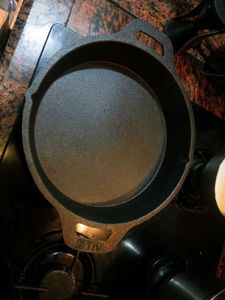 Cast Iron Skillet/ Pan Indus Valley