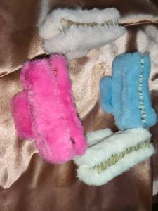 Fluffy Claw Hair Clips - Set of 4