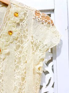 Vintage Inspired Laced Peplum Top