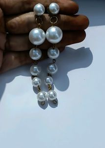 Pearl Earing