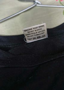 Checkered Cold Shoulder Top