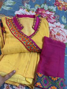 Yellow Embroidered Salwar Kameez