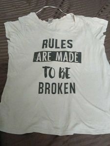 Set Of 4 Items For Donation