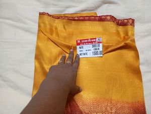 New Red And Yellow Kubera Pattu