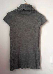 Gray Short Sleeve Sweater Top