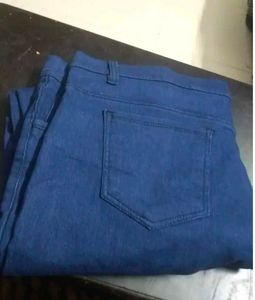 Women&#39;s Blue Jeans