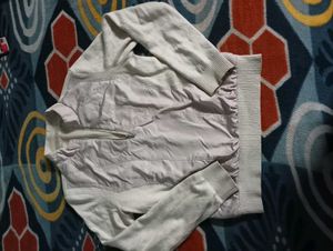 Off White Sweat Shirt