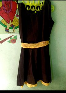 Chic Black Dress w/ Yellow Belt