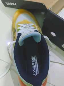 ABROS Hyperfuse Sneakers - Size 7