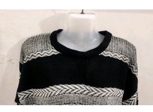 Soft Black And White sweater Top For Women&#39;s