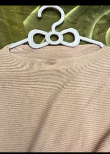 levender Knit Top with lovely slivs