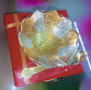 Decorative Bowl &amp; Spoon Set , Free 12 Cloth Clips