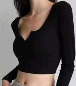 Black Long Sleeve Crop Top