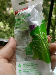 Talc Free Hair Removal Cream For Normal Skin (100gms)+Aloe Boost Twin Blade Razor+Veet Hair Removal Cream (15gms)