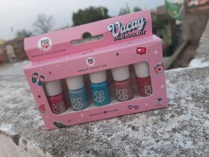 Set Of 5 Nail Polish