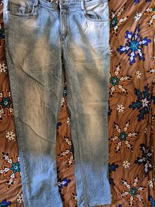 Light Wash Denim Jeans