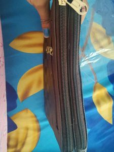 SLING BAGS WITH MULTI ZIPPER N SPACIOUS WALLET