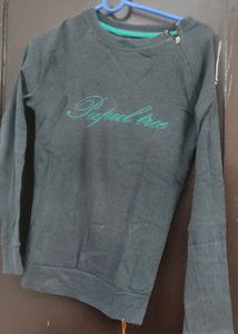 Sweater With Chain Style