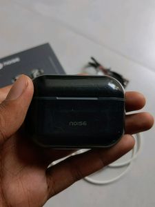 Combo Offer Noise Buds Vs102,Apple Wired Earphone