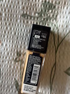 Maybelline Fit Me Foundation