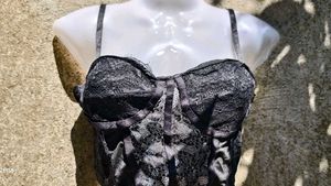 GORGEOUS BLACK CORSET