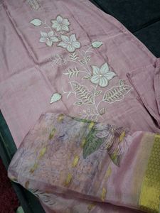 Elegant Pink Embroidered Kurta Set
