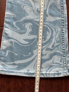 ABERCROMBI  Marble Print Flare Jeans