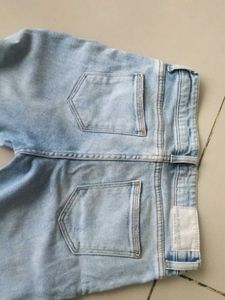 Light Blue Fades With Ripped Pattern Pants