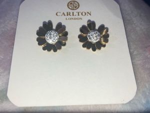 Carlton London Flower Earrings